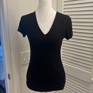 Black Ribbed V-Neck Short Sleeve Top